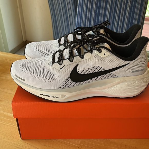 NIB Nike Men's Pegasus 41 Running Shoes size 12D price is firm - Picture 9 of 11